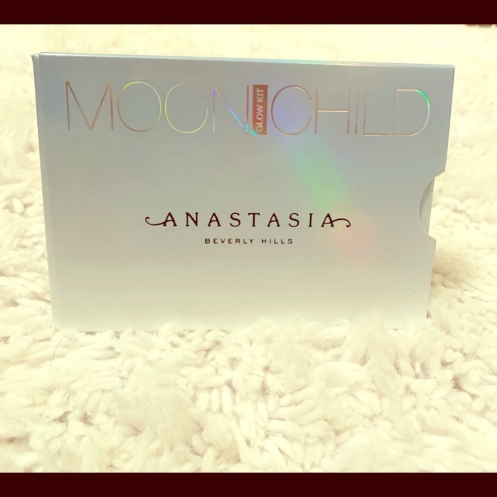 Anastasia Beverly Hills Moonchild Glow Kit
